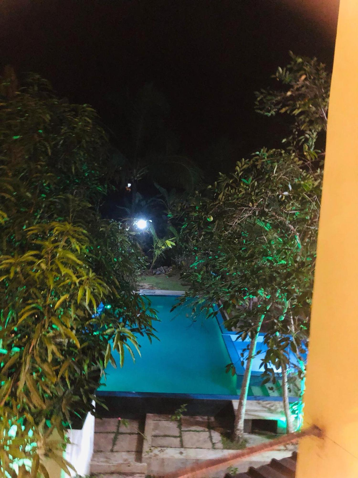 Jungle Restaurant And Villa Унаватуна Экстерьер фото